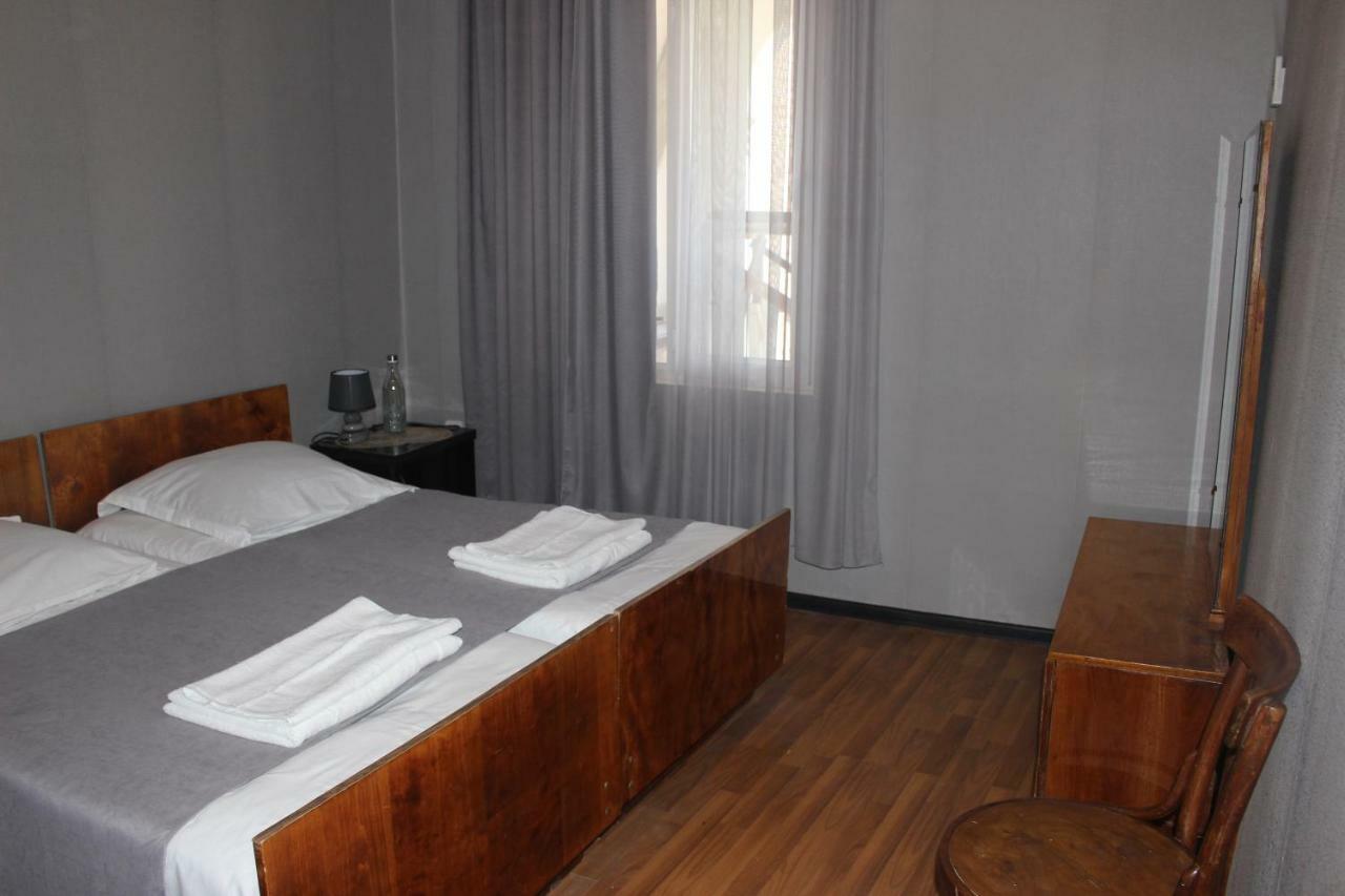 Hotel Zarzma à Koutaïssi Extérieur photo